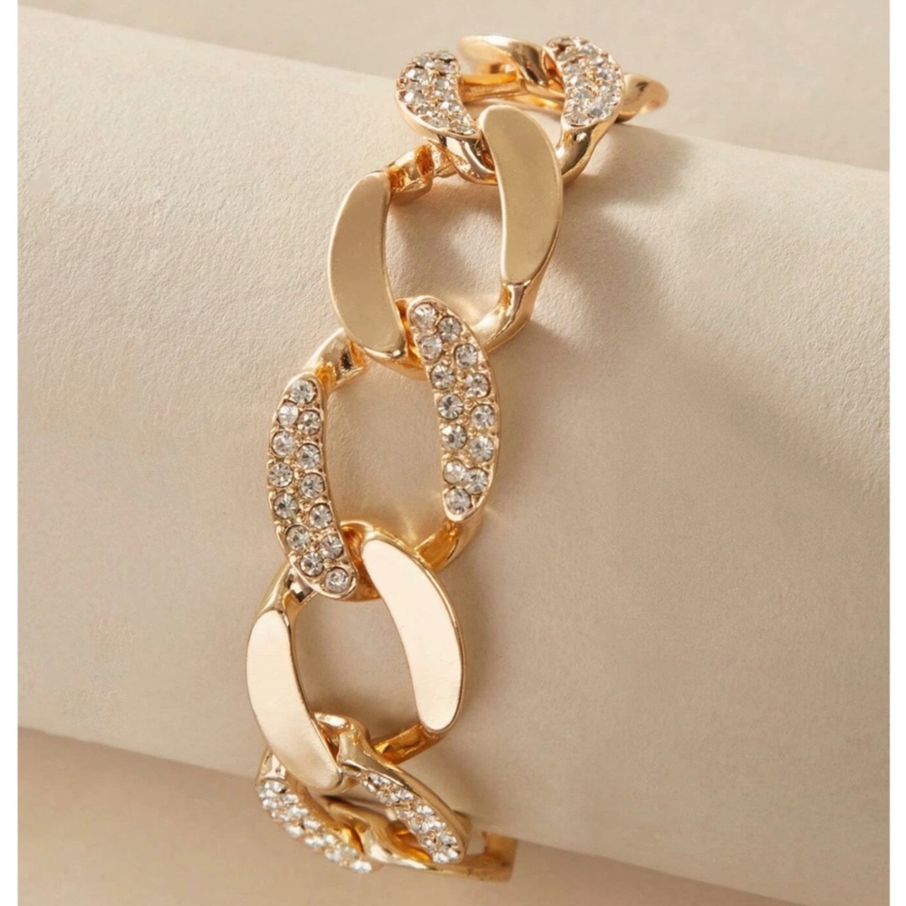 Fashion Bracelet Chain Links Design Yellow Gold tone Rhinestones